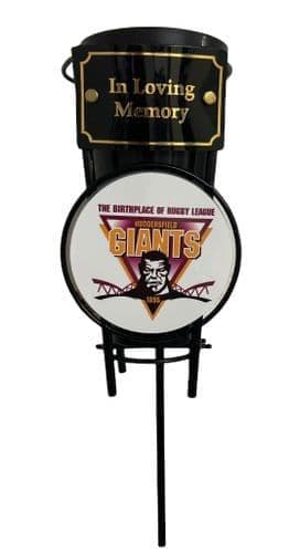 Huddersfield Giants Rugby League Team. Grave Flower Pot Family Names Wife 27764 P